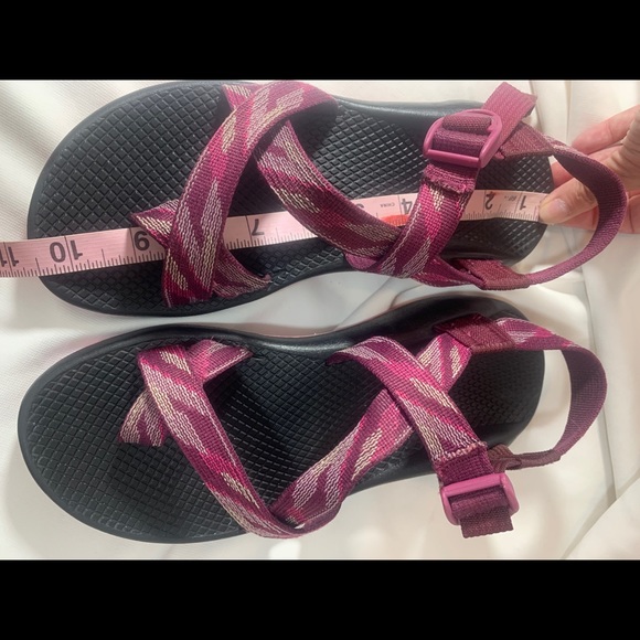 SOLDtoestrap hiking water shoes plum size 9 - Picture 7 of 15
